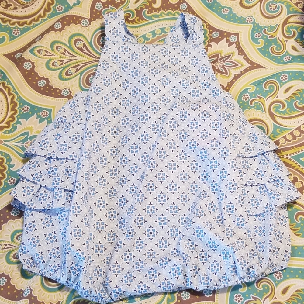 Ricrac & Ruffles bubble